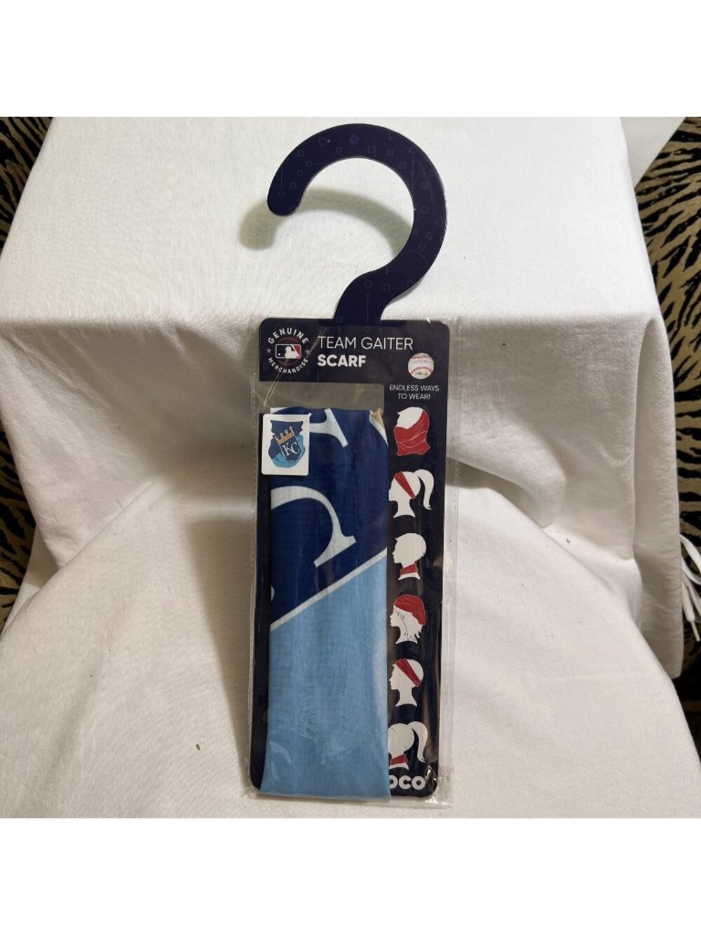 NEW IN THE PACKAGE SEALED Kansas City Royals MLB Team Gaiter Scarf